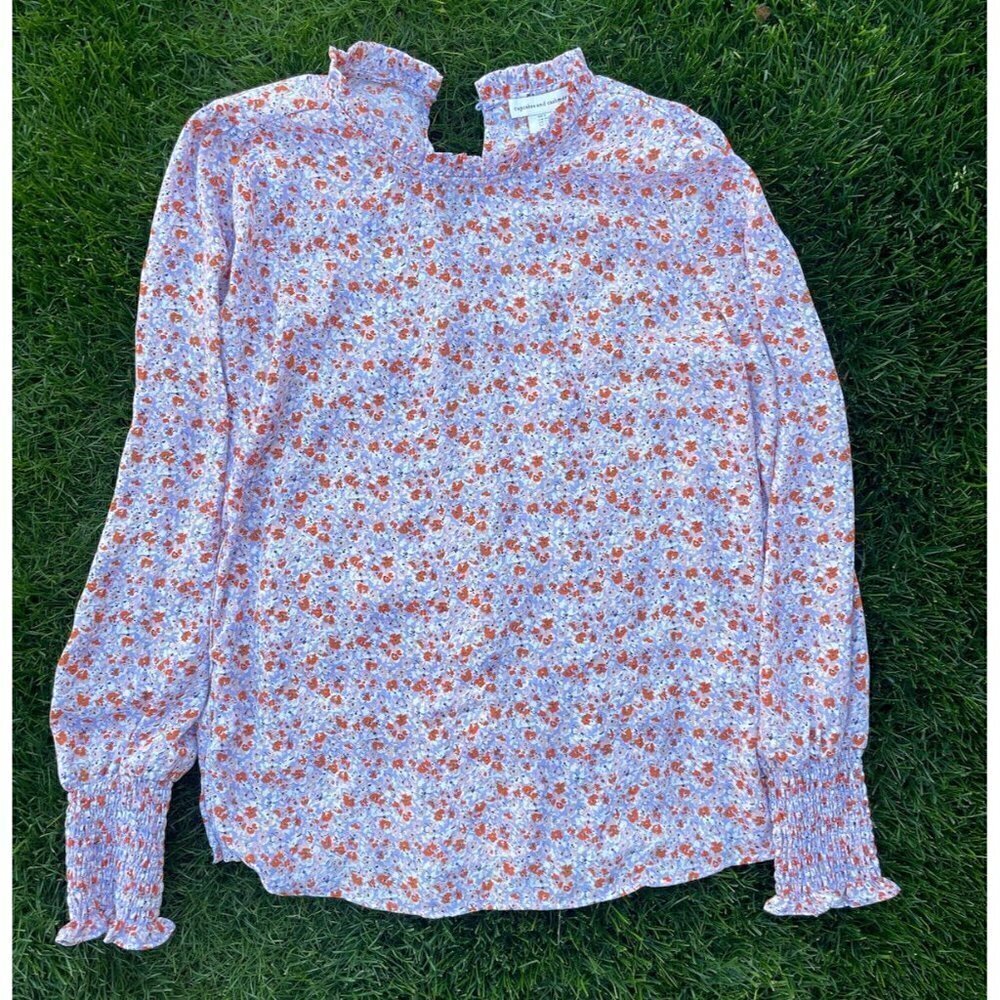 cupcakes and cashmere Floral Blouse size Small